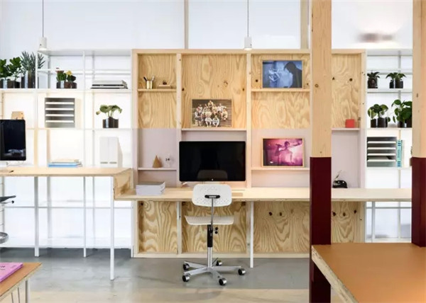 宜家與創意機構合作 展覽結合智能設備的極簡家具(圖1)