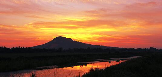 碧桂園·世紀(jì)城邦城市展廳開放在即，下一個(gè)休閑(圖2)