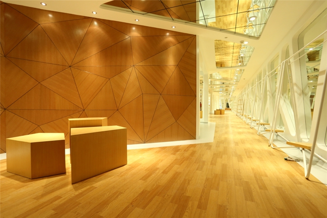 林森:杭州輕工集團棉針織展廳設(shè)計(圖1) 林森:杭州輕工集團棉針織展廳設(shè)計(圖1)