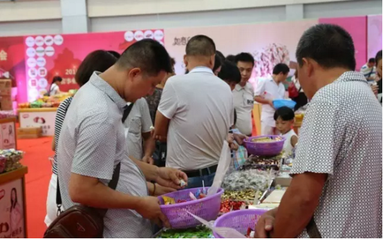 華南城國際會展中心首個展會圓滿結束(圖2) 華南城國際會展中心首個展會圓滿結束(圖2)