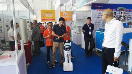 紅眼兔為中國國際復材展插上翅膀,“電商+工業”(圖3) 紅眼兔為中國國際復材展插上翅膀,“電商+工業”助發展2