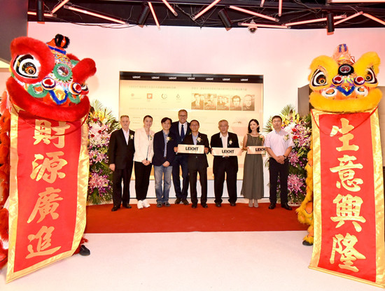 德國頂級櫥柜品牌勞斯LEICHT?北京展廳啟幕(圖1) 勞斯LEICHT北京展廳 - 嘉賓剪彩_副本