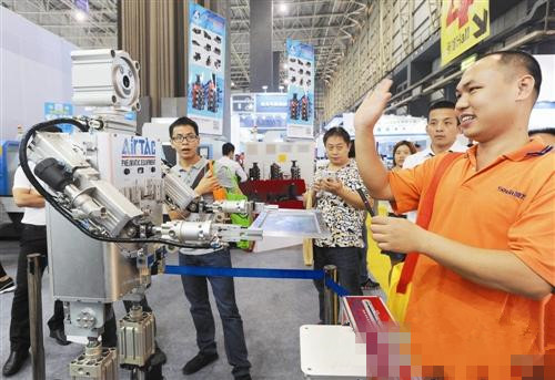 2016廣東智博會將大放異彩 鑄就東莞智造新名片(圖1) 2016廣東智博會將大放異彩 鑄就東莞智造新名片(圖1)