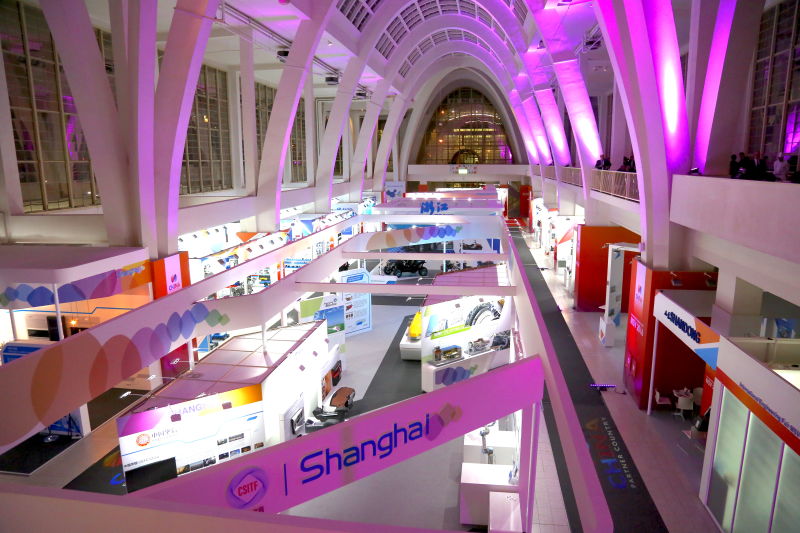 20161009014932.jpg 圖3.中國館夜場效果.jpg